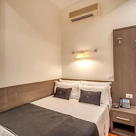 Mirti Hotel *